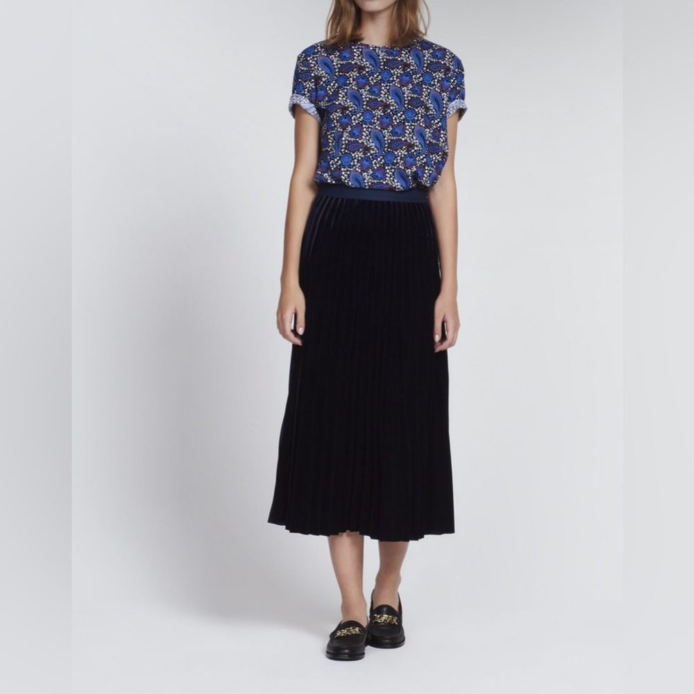Sandro Corduroy Midi Skirt. Size XS ( 1 EU)